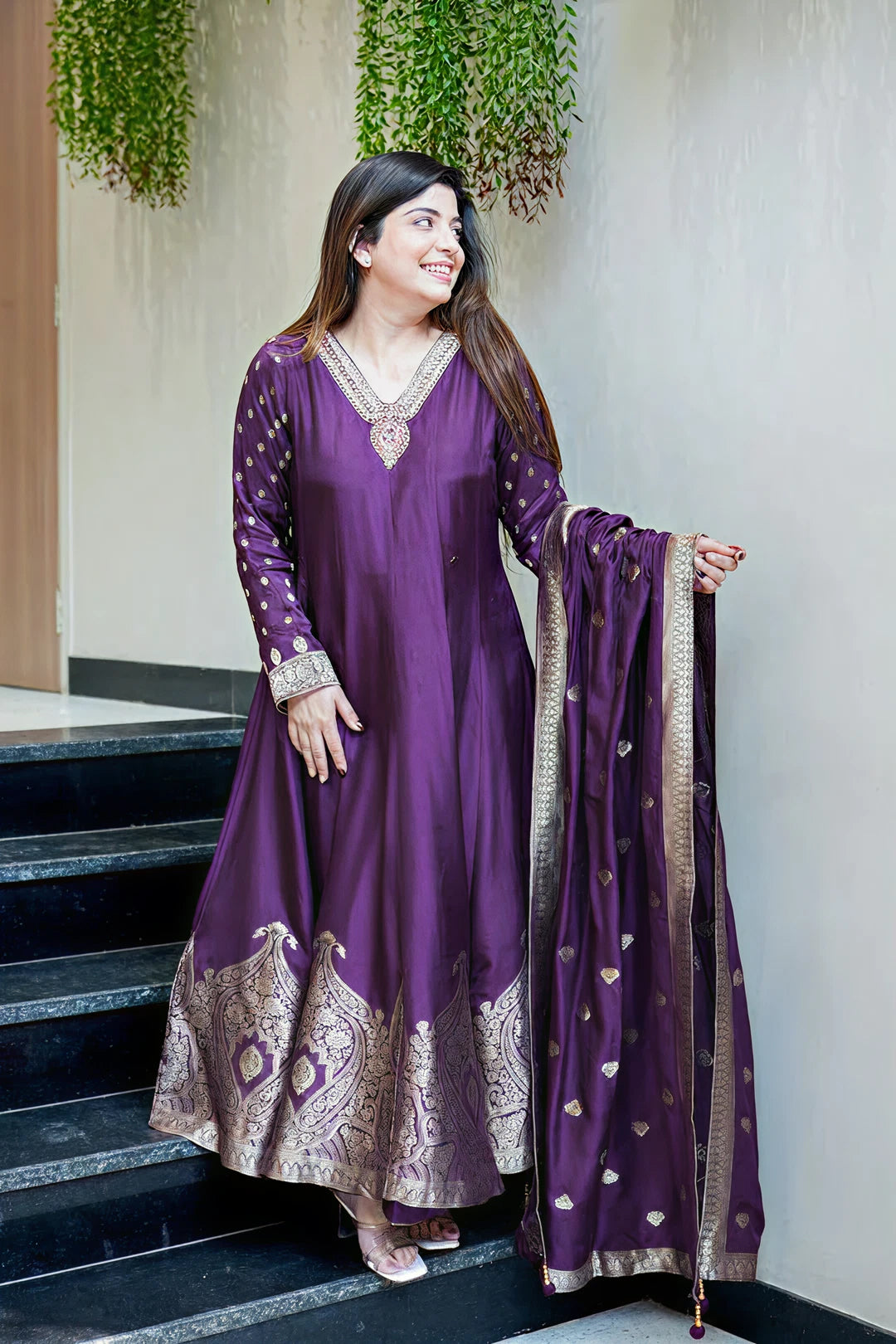 Banarasi Handwork Anarkali Suit Set | 3-Piece Festive Wear 2XL Banarasi Handwork Anarkali Suit Set | 3-Piece Festive Wear 2XL