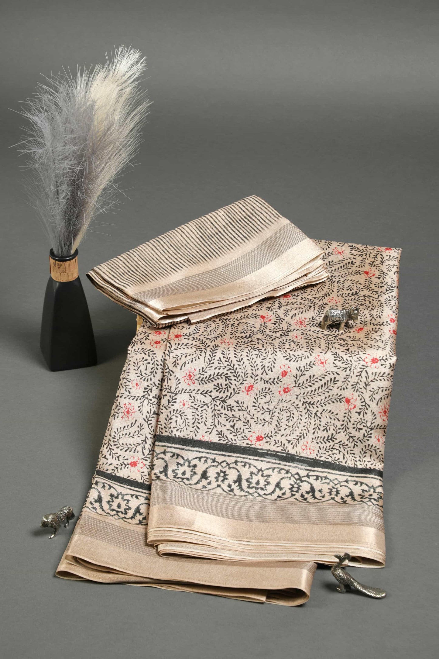 Impressive Golden Colored Cotton Linen Designer Printed Saree - Ibis Fab