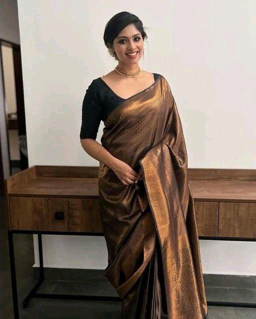 Pure jacquard Silk Sarees Black Colour, Festival Wear - Ibis Fab