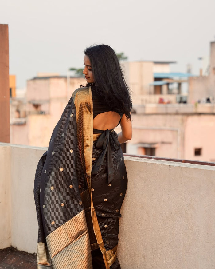 Elegant Black Jacquard Saree for Timeless Festive & Party Wear