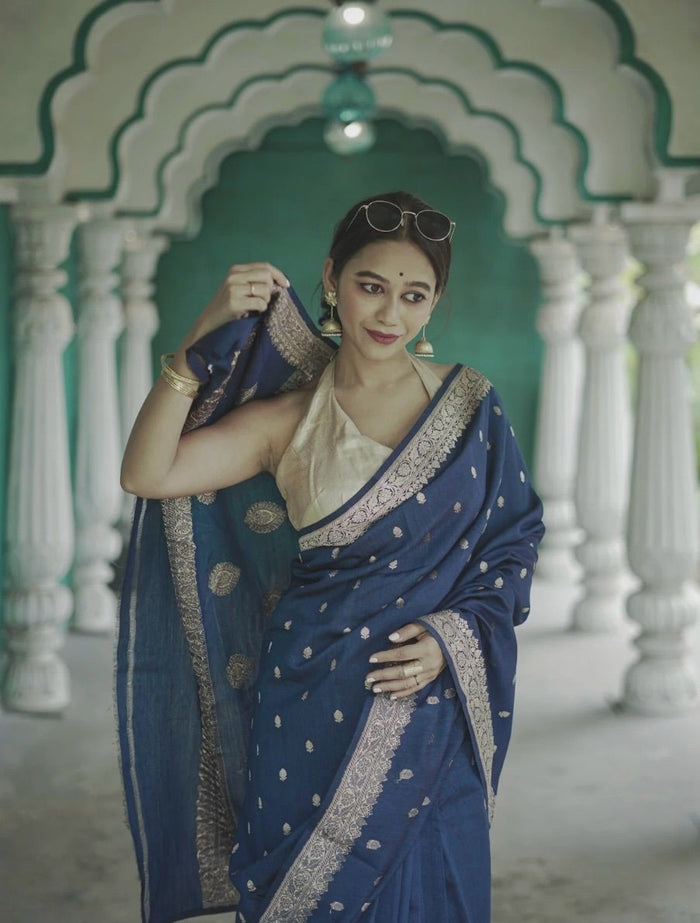 Royal Blue Jacquard Saree – Timeless Elegance with Premium Woven Detailing