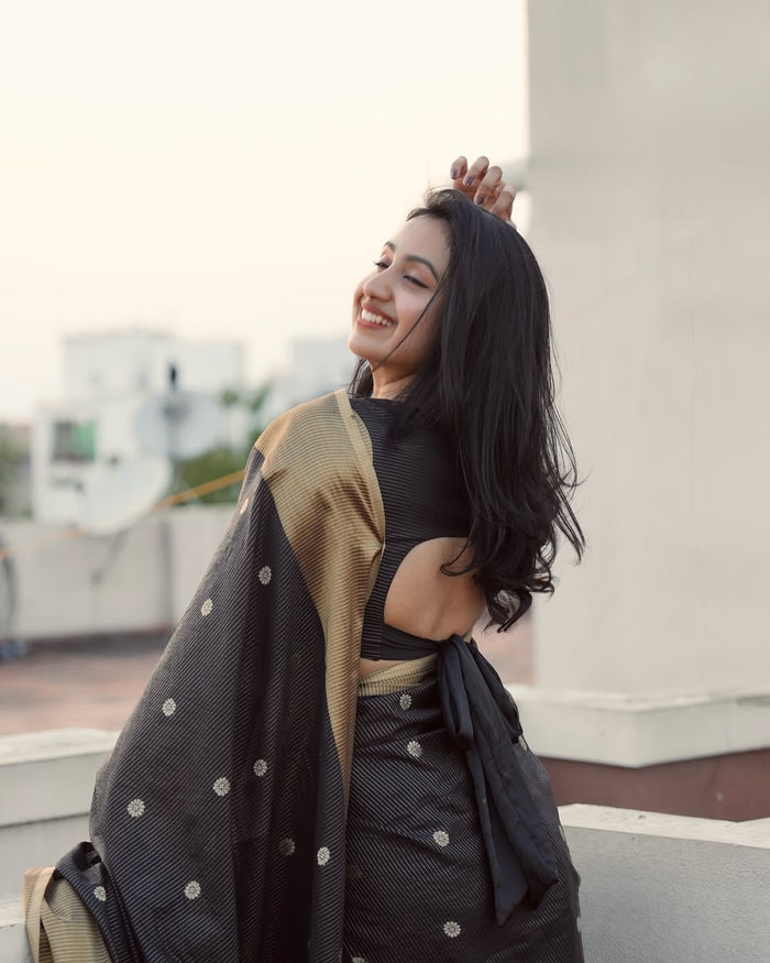 Elegant Black Jacquard Saree for Timeless Festive & Party Wear