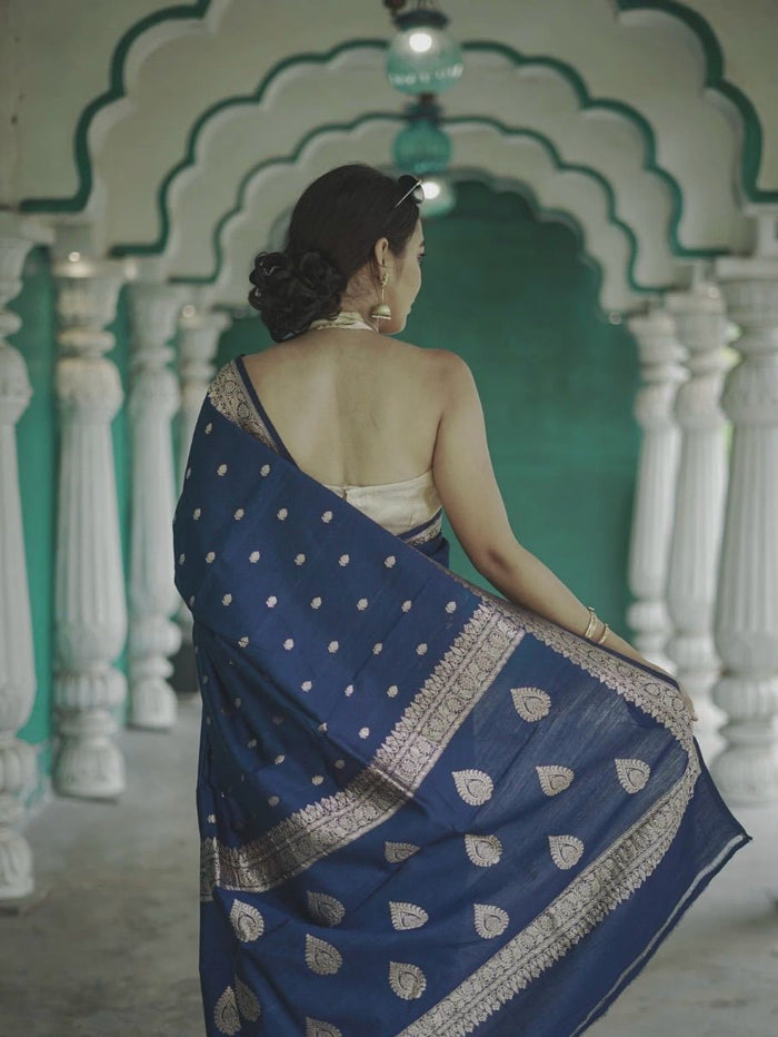 Royal Blue Jacquard Saree – Timeless Elegance with Premium Woven Detailing