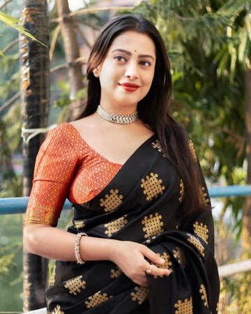 Elegant Black Jacquard Saree for Timeless Celebration Style