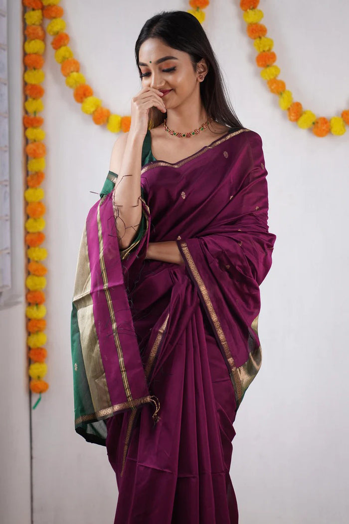 Wine Green Jacquard Saree for Luxurious Festive & Wedding Elegance
