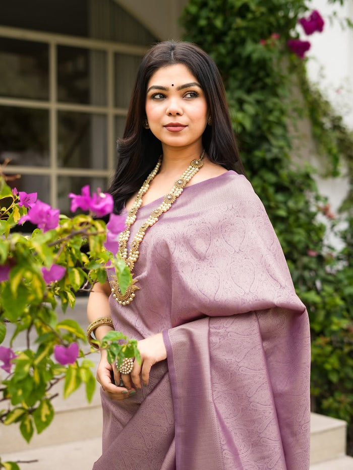 Lavender Jacquard Saree – Soft Pastel Elegance with Luxurious Woven Texture