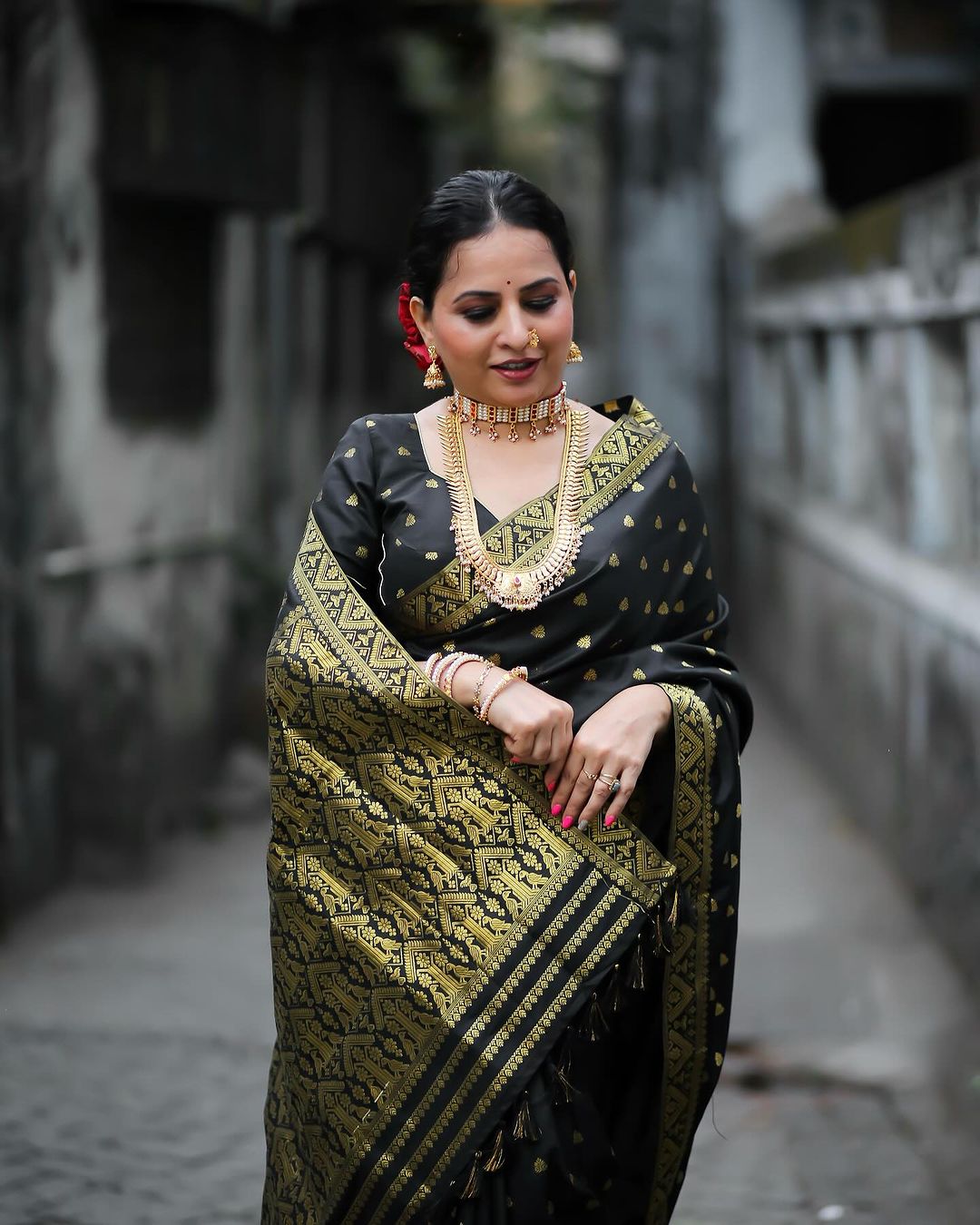 Premium Black Jacquard Saree