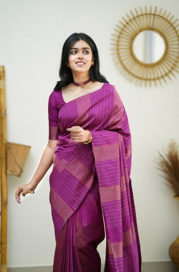 Graceful Pink Jacquard Saree for Festive & Special Occasions