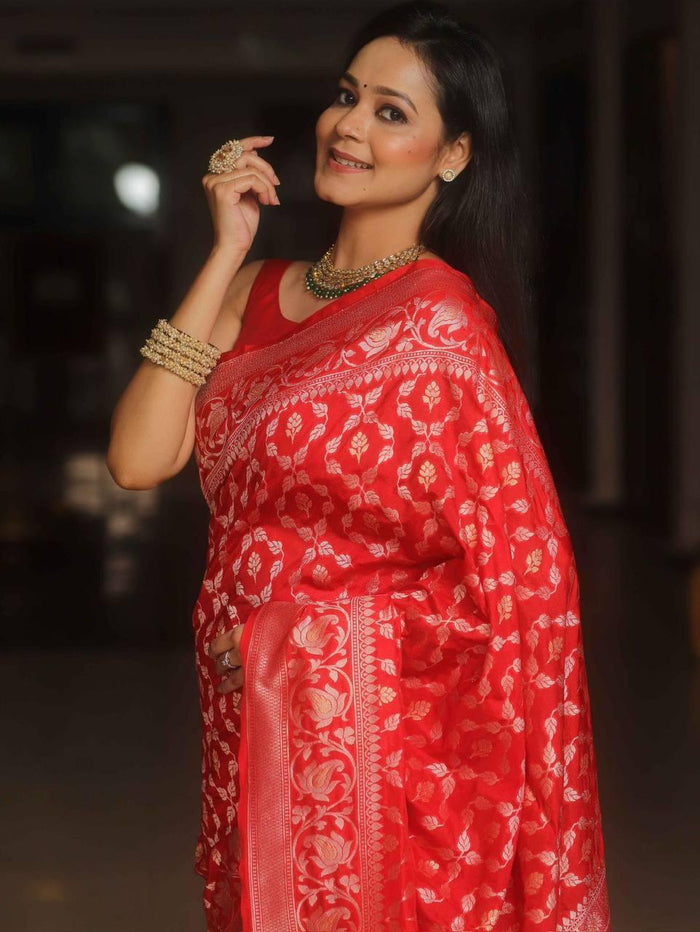 Luxury Red Jacquard Saree – Elegant Festive & Wedding Wear
