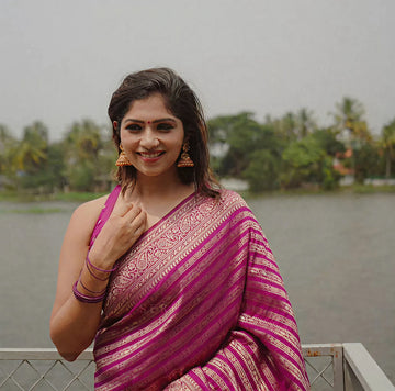 Blush Pink Jacquard Saree – Soft Woven Elegance & Festive-Ready Style