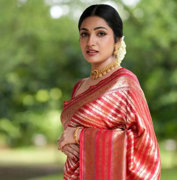 Luxurious Red Jacquard Saree – Premium Ethnic Wear for Weddings & Festive Celebrations
