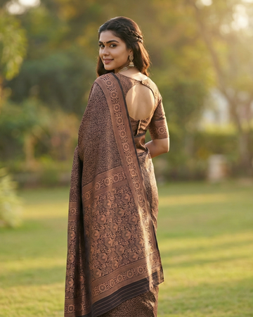 Brown Jacquard Saree – Rich Woven Texture for Classic & Festive Elegance