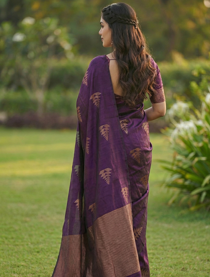 Stunning Purple Jacquard Saree – Elegant Indian Ethnic Wear for Festive Occasions
