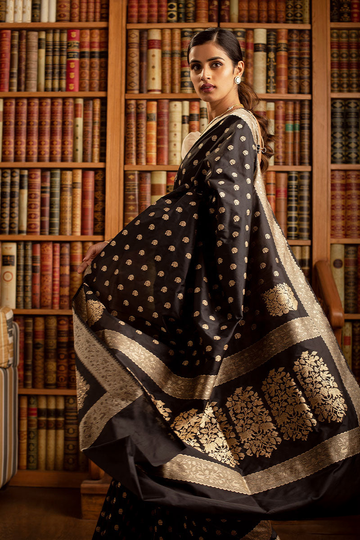 Black Jacquard Saree for Women – Premium Festive & Traditional Wear