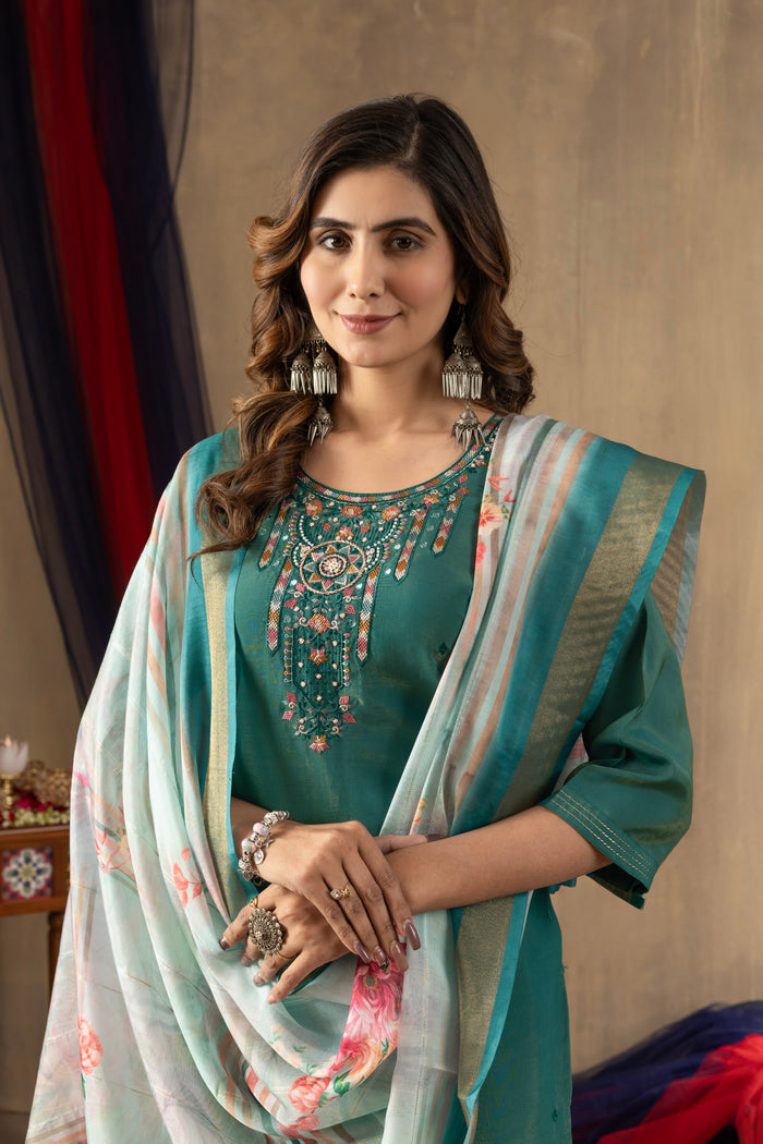 Rama Green Shimmer Gold Silk Embroidered Kurta Pant Set