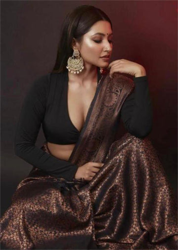 Brown Jacquard Saree – Rich Woven Texture for Classic & Festive Elegance