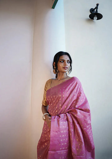 Charming Pink Jacquard Saree – Elegant Traditional Indian Wear for Women