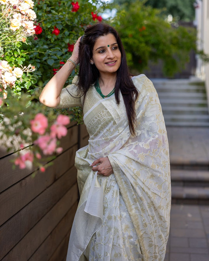 Elegant White Jacquard Saree for Festive, Party & Traditional Wear