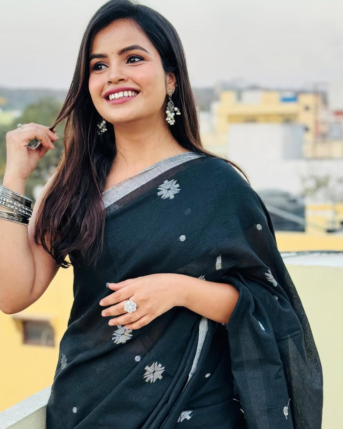 Rama Green Jacquard Saree – Serene Elegance with Premium Woven Craft