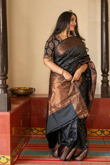 Classic Black Jacquard Saree for Women – Premium Party & Festive Wear
