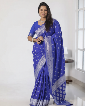 Blue Jacquard Saree – Refined Elegance with Premium Woven Finish