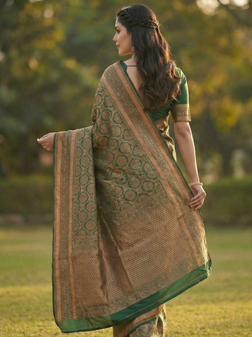 Mahendi Green Jacquard Saree – Elegant & Ethnic Indian Wear