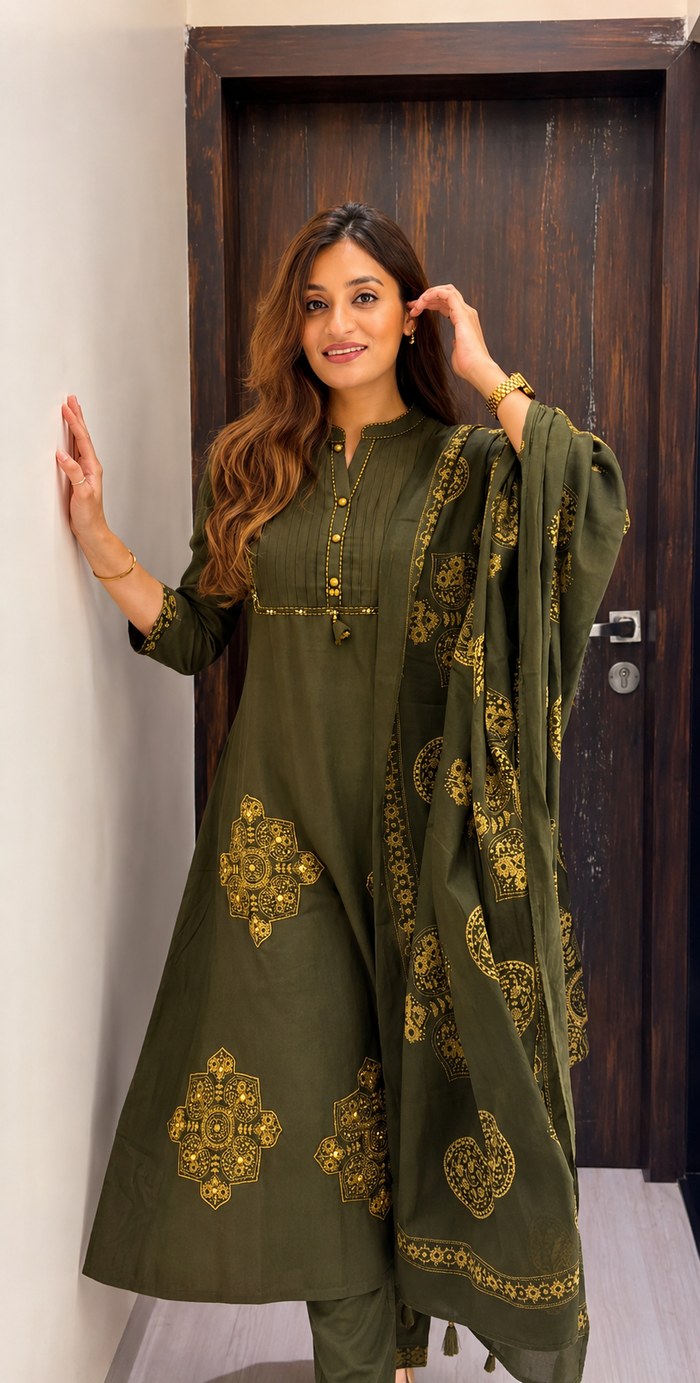 Pure Cotton Green Patchwork A-Line Kurta Pant Dupatta Set