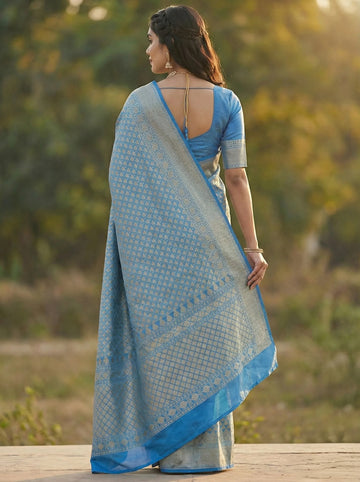 Royal Blue Jacquard Saree – Elegant Woven Design & Festive-Ready Style