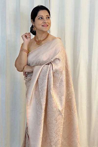 Elegant White Jacquard Saree