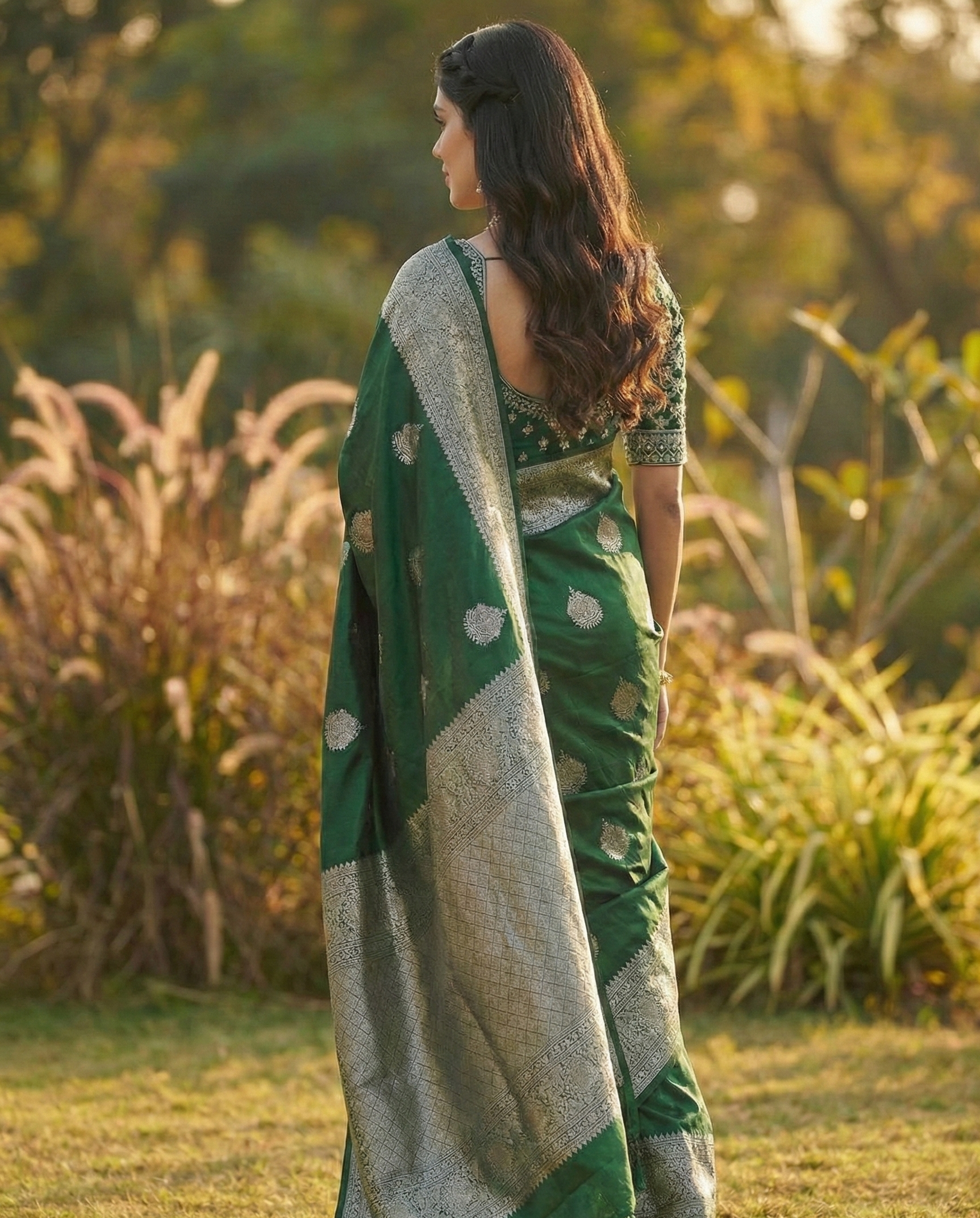 Graceful Mahendi Green Jacquard Saree