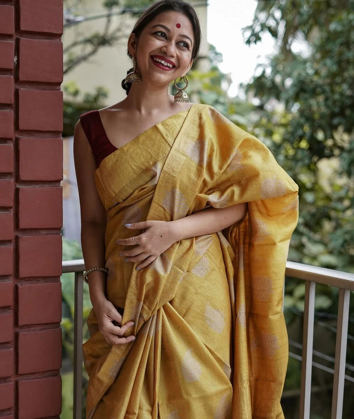 Sunshine Yellow Jacquard Saree – Bright, Elegant & Festive-Ready