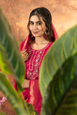 Zariya Pink Marina Silk Embroidered Kurta Pant Dupatta Set