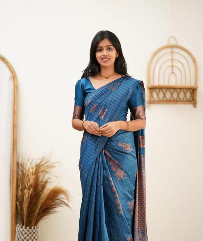 Elegant Rama Jacquard Saree for Festive & Traditional Wear