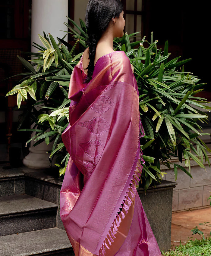 Royal Purple Jacquard Saree – Elegant Woven Texture & Festive Glamour