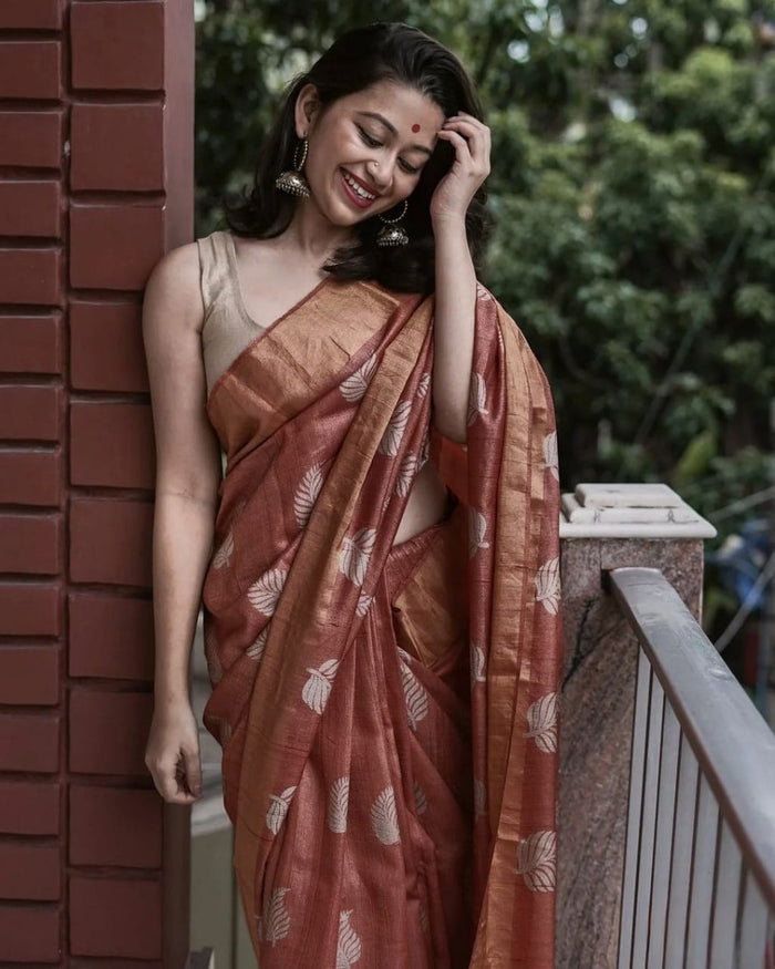 Radiant Orange Jacquard Saree – Premium Festive & Traditional Wear