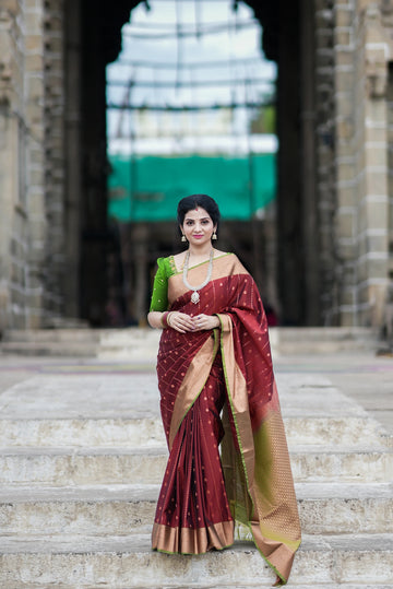 Maroon Jacquard Saree – Luxurious Weave for Elegant Occasions