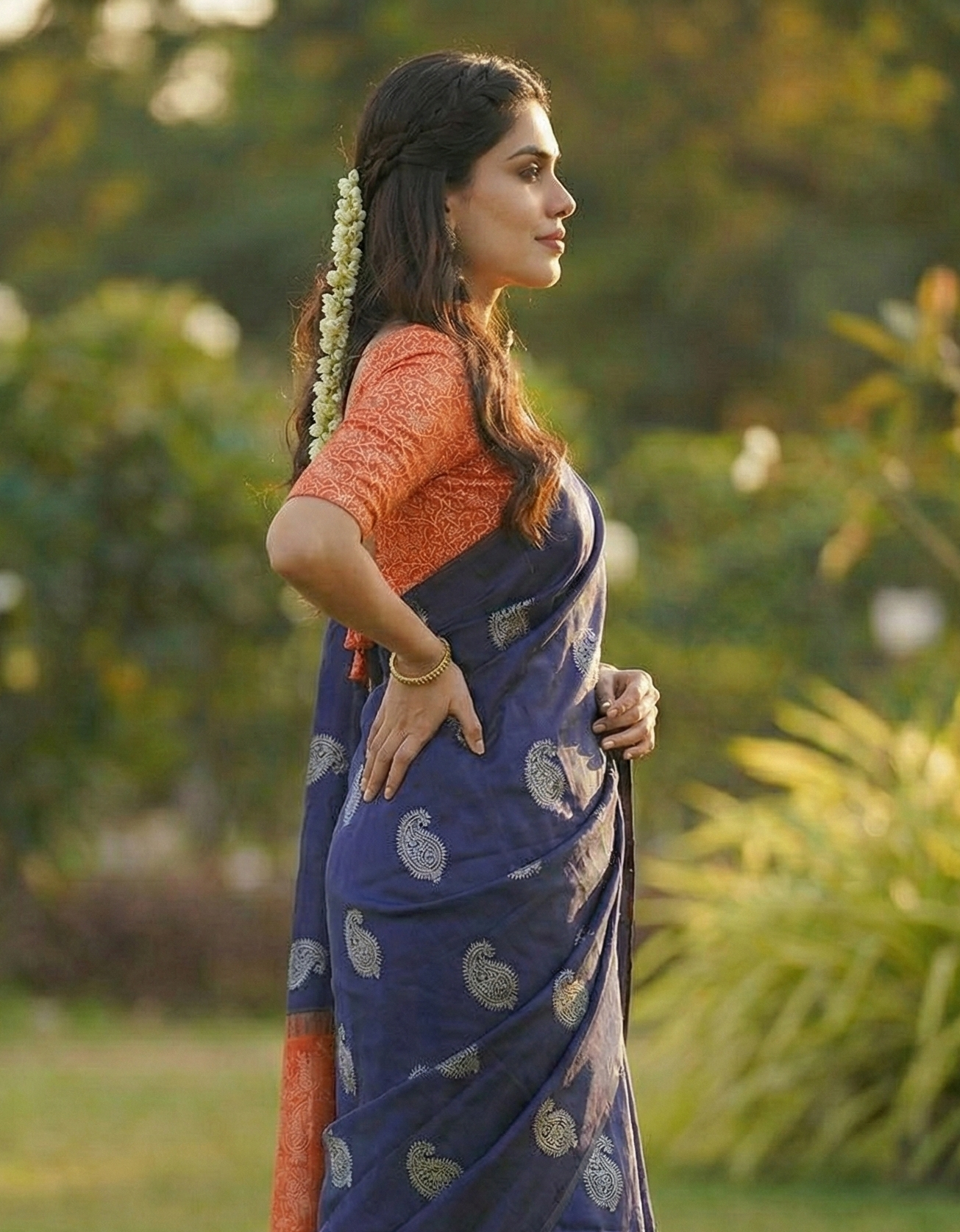 Elegant Blue Jacquard Saree