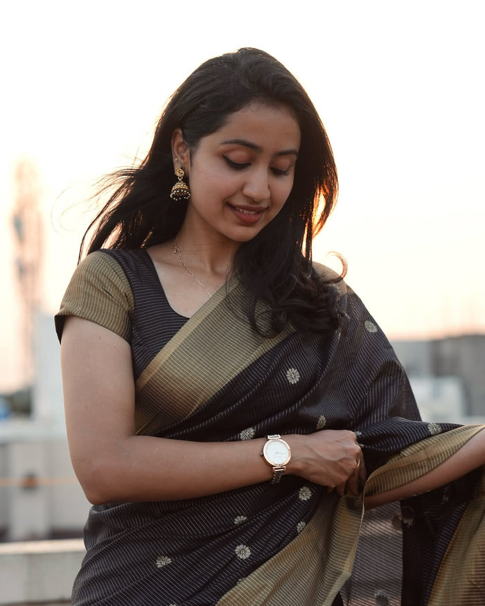 Elegant Black Jacquard Saree for Timeless Festive & Party Wear
