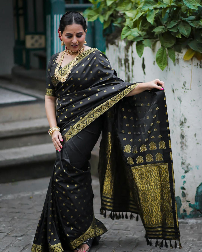 Premium Black Jacquard Saree for Elegant Party & Festive Wear
