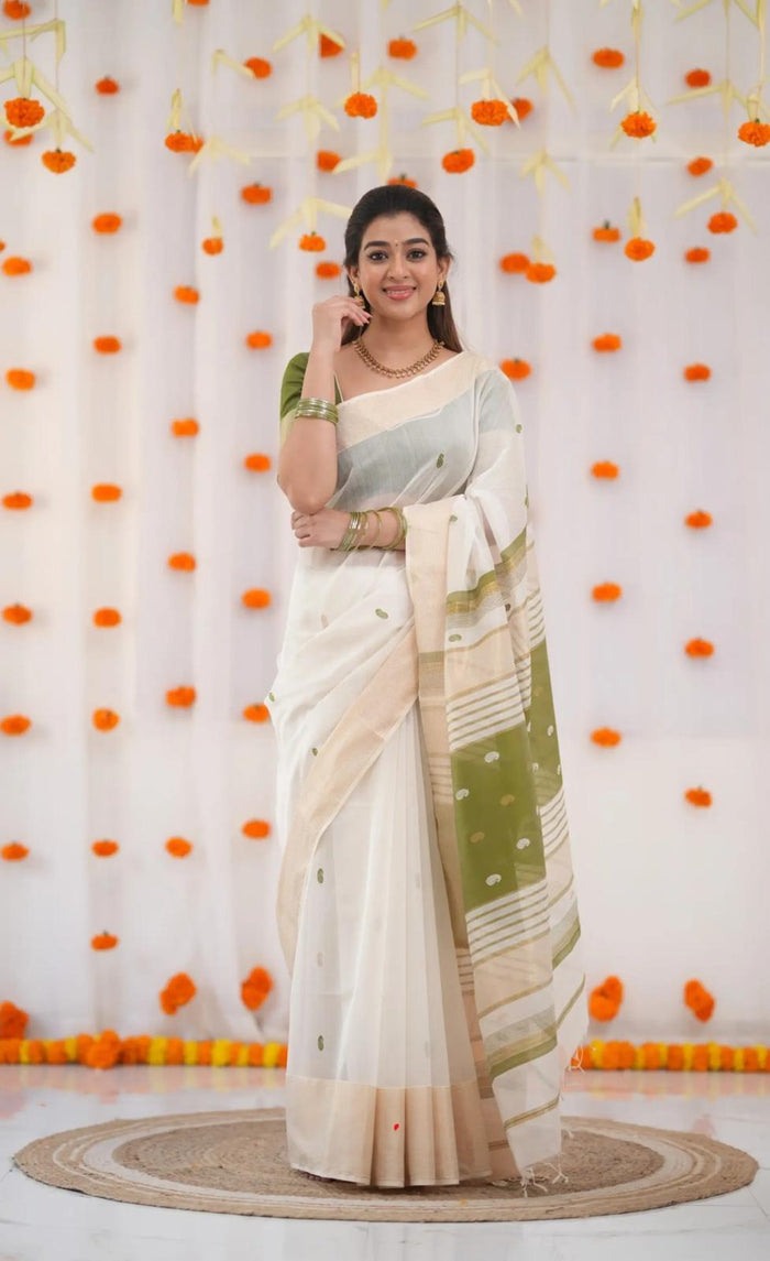 Elegant Green Jacquard Saree for Women – Festive & Wedding Wear
