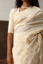 Elegant Cream Jacquard Saree for Women