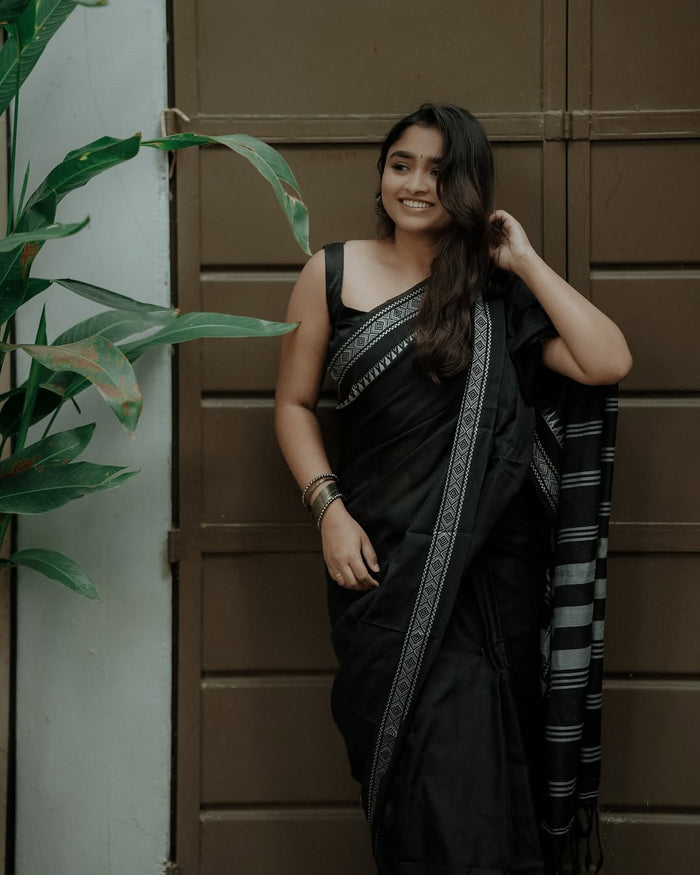 Classic Black Jacquard Saree – Timeless Elegance for Evening & Festive Wear