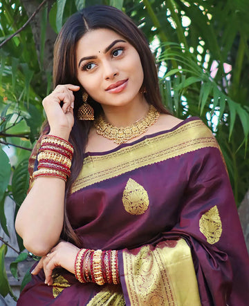Premium Wine Jacquard Saree – Rich Woven Detailing & Sophisticated Festive Look
