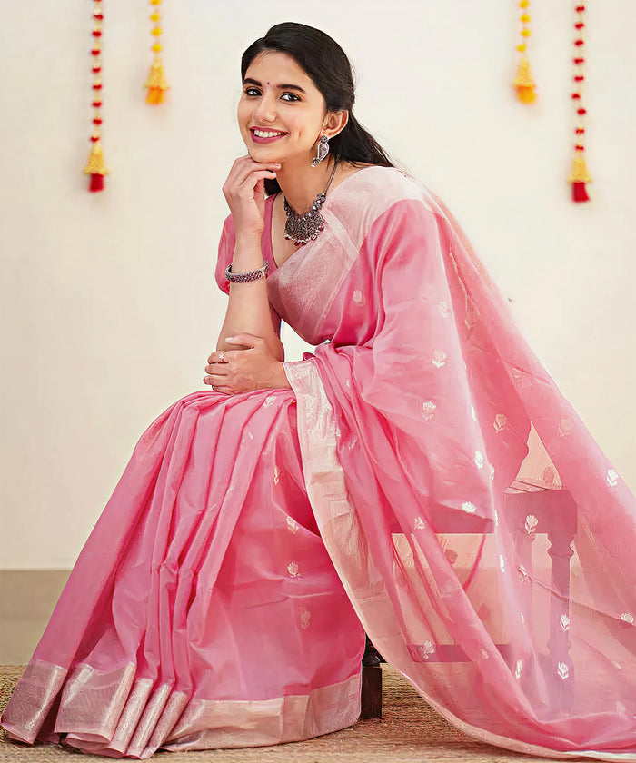 Charming Pink Jacquard Saree – Soft Woven Texture & Elegant Festive Appeal