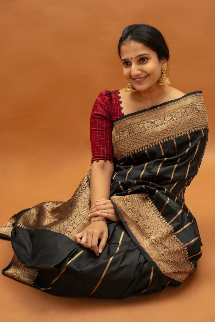 Black Jacquard Saree – Timeless Elegance with Rich Woven Detailing