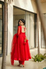 Ruby Royale Thread Work Kurta Set