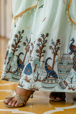 Pista Chinon Embroidered Suit Set