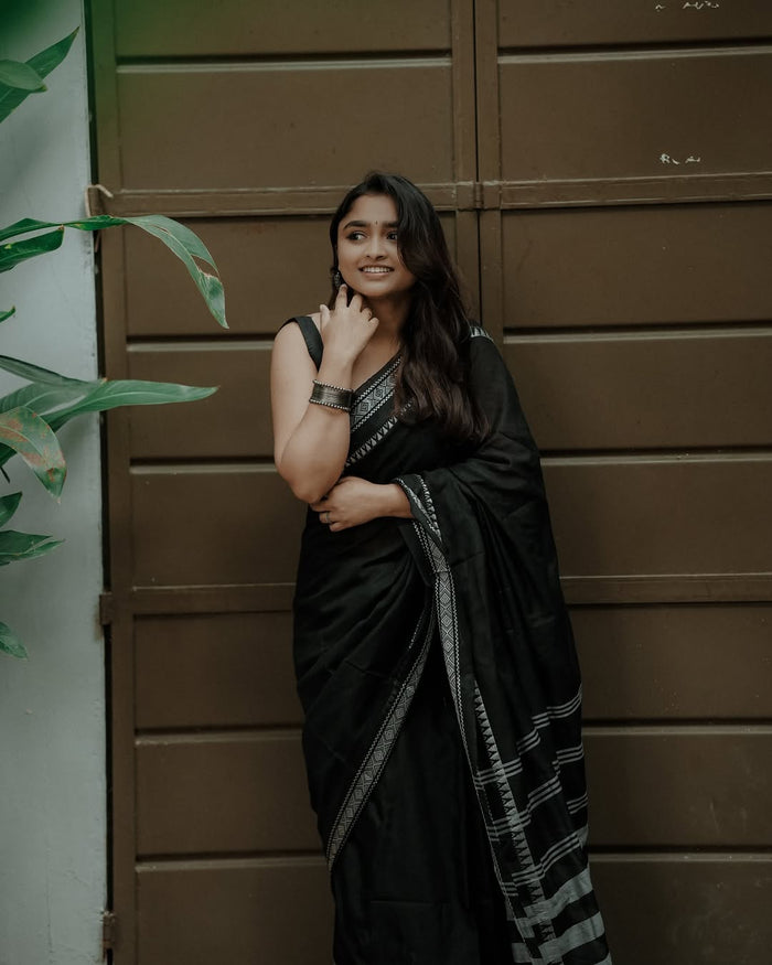 Classic Black Jacquard Saree – Timeless Elegance for Evening & Festive Wear