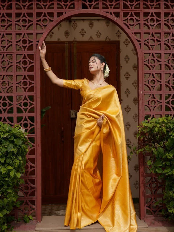 Kanchi pattu Banarasi Lichi Kanjivaram Silk Saree