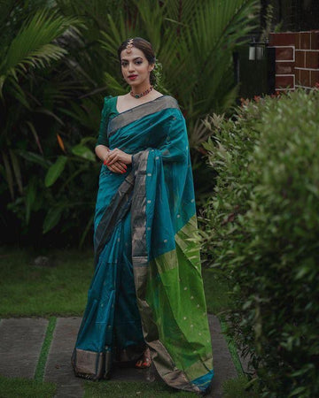 Tea Blue Jacquard Saree – Elegant, Soft & Stylish Ethnic Wear